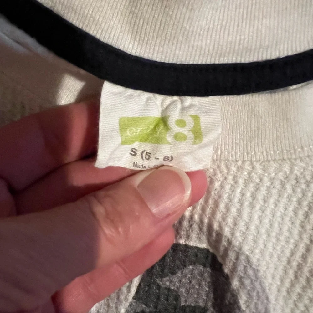 3 Carter’s and crazy 8 boys long sleeve tops size 5-6 - Picture 8 of 8